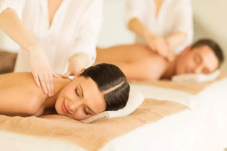 Best Couples Massage in Connecticut